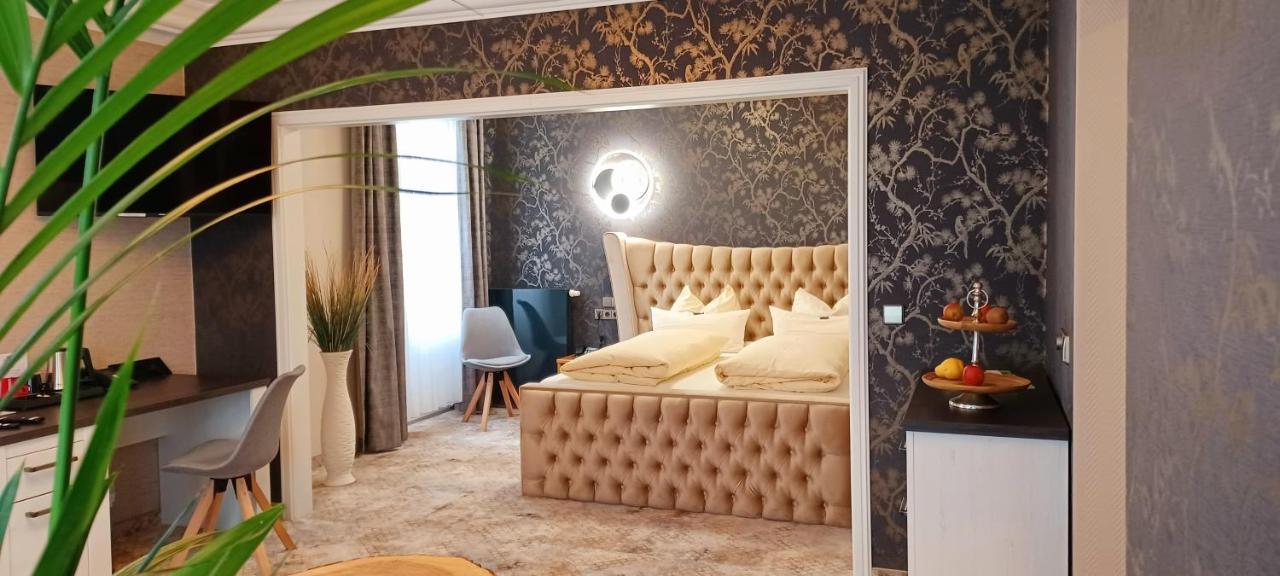 Hotel Neustaedter Hof Schwarzenberg  Esterno foto